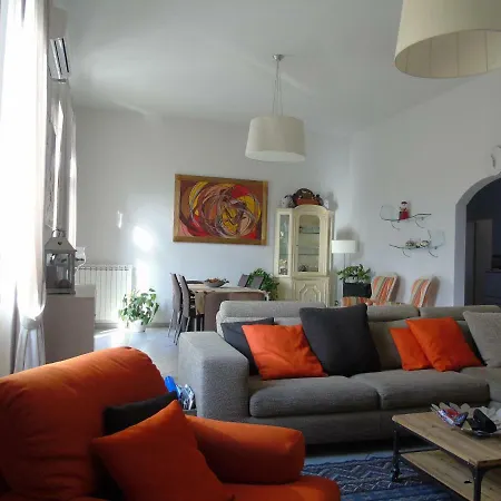 Hs4u Imperatore Luxury And Design Apt With Private Garage * Prato (Prato)